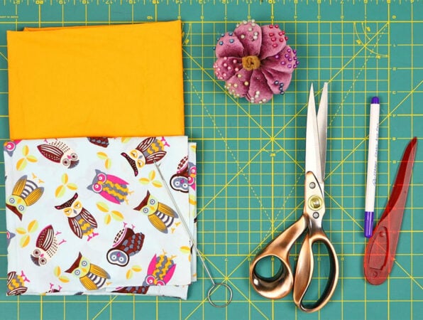 DIY Cutlery Pouch With A Napkin - Foolproof Tutorial ⋆ Hello Sewing