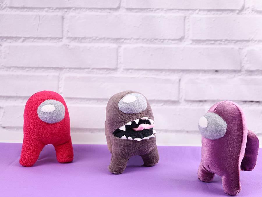 Project Amogus: Amogus plushie