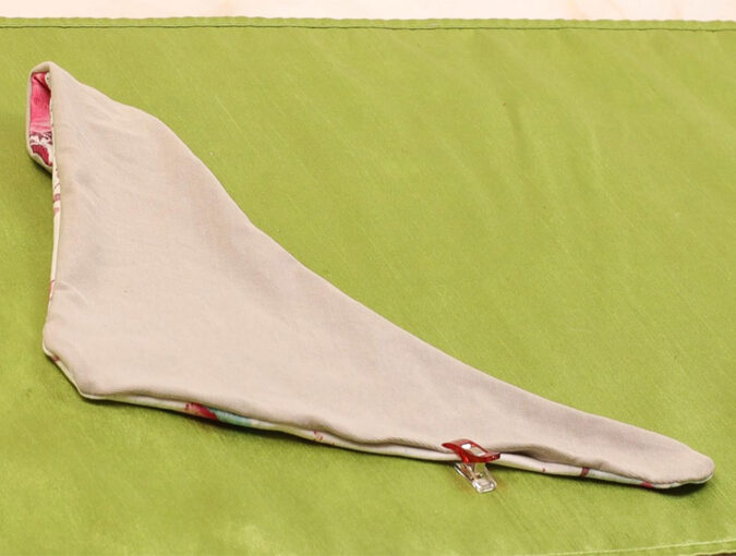 How To Sew A Bandana Baby Bib [InstaWorthy] ⋆ Hello Sewing