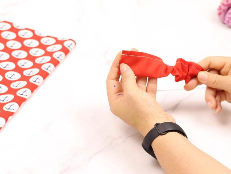 DIY Bandana Headband With Elastic For Girls Or Guys ⋆ Hello Sewing