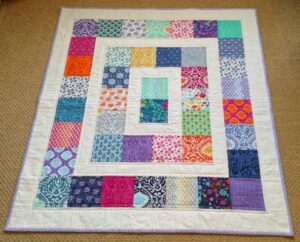 Free Charm Pack Quilt Patterns ⋆ Hello Sewing