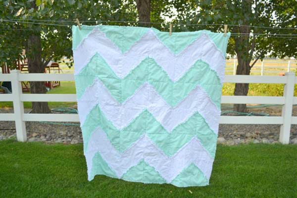 chevron rag quilt