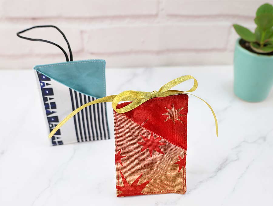 DIY Fabric Gift Bags for the Holidays - Crafting Cheerfully