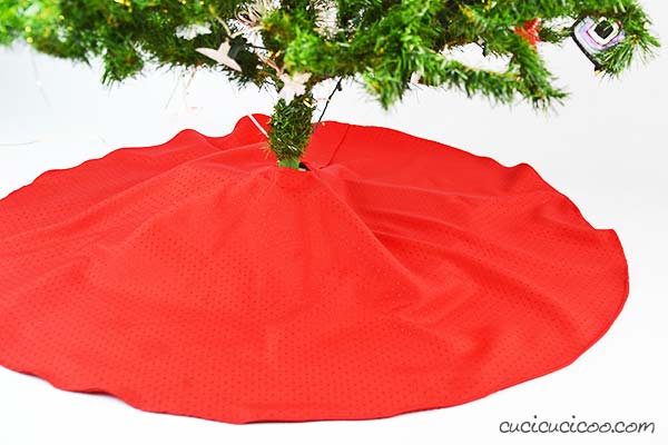 tree skirt out of table cloth