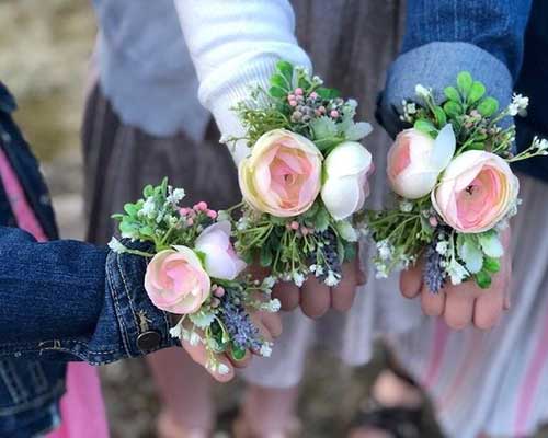 How to make a corsage with fake flowers