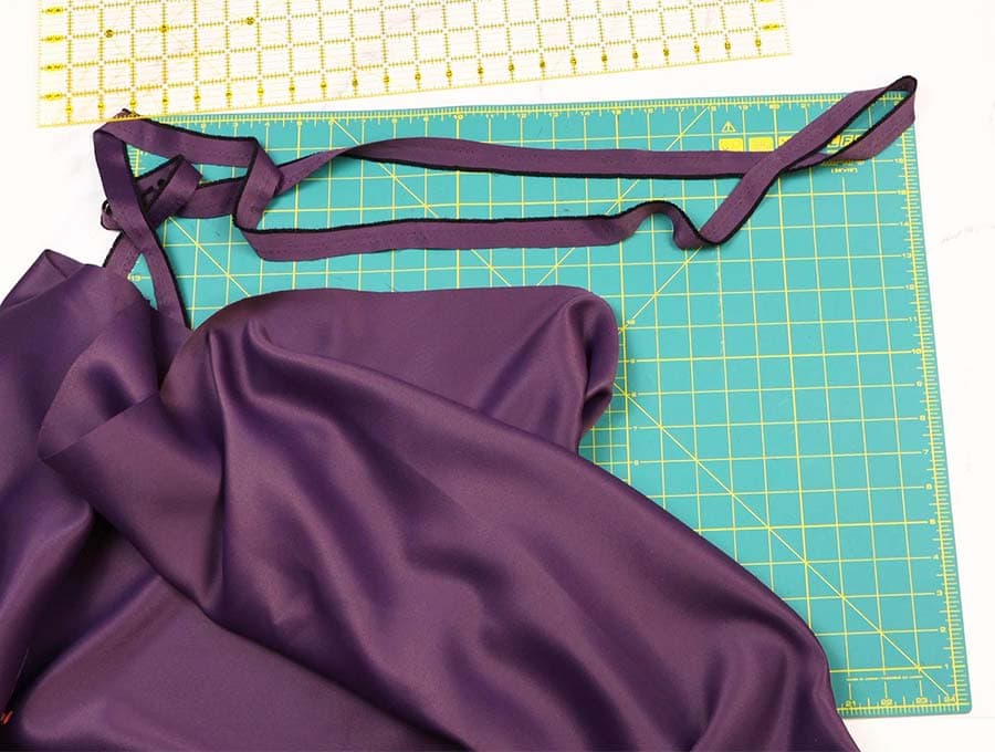 How To Cut Fabric Straight