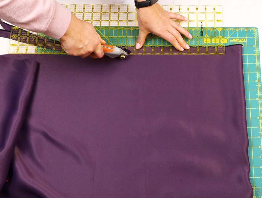 how to cut fabric straight with a rotary cutter