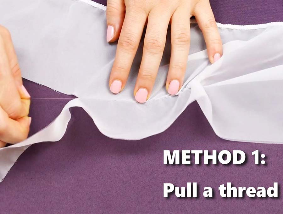 Pull a thread - Method 1 to cut fabric straight