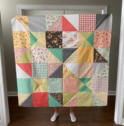 Diagonal disappearing 4 patch quilt