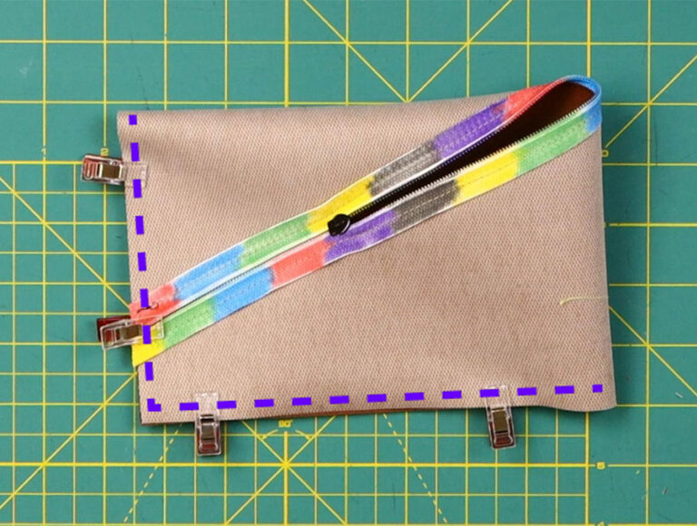 DIY Diagonal Zipper Pouch With Just 2 Seams (so Easy!) ⋆ Hello Sewing