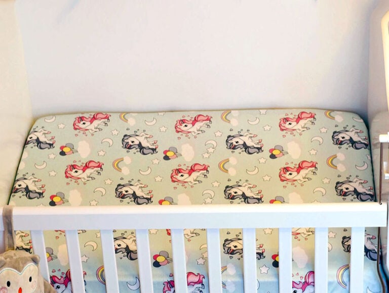 How to Make a Crib Sheet for Your Baby [the EASIEST Way]