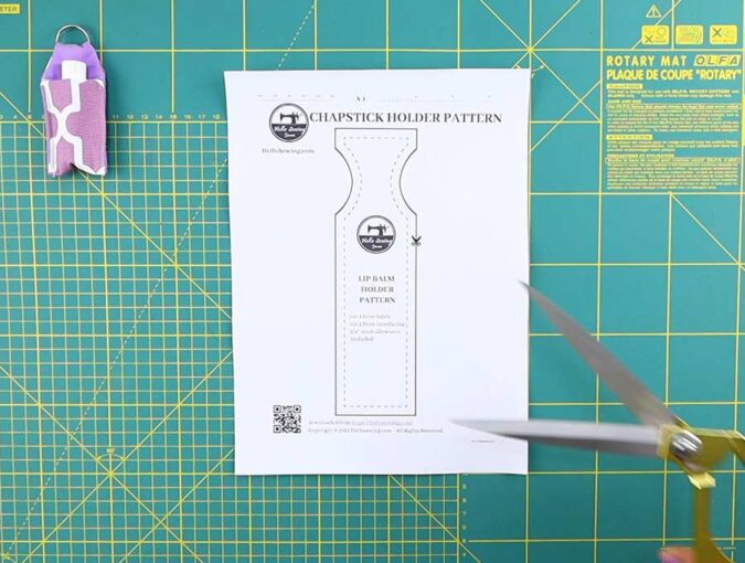 DIY Chapstick Holder Keychain / Lip Balm Holder Tutorial ⋆ Hello Sewing