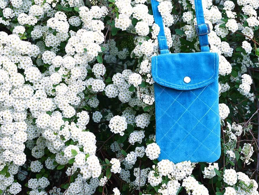 Ravelry: Phone bag with pocket pattern by Vivian Khoo