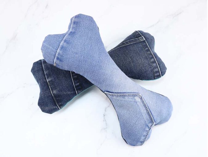 DIY Dog Bone Toy Out Of Jeans ⋆ Hello Sewing