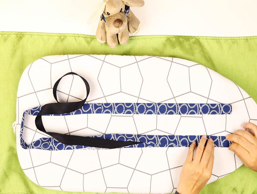 inserting webbing in the fabric of the diy dog leash