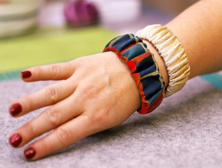 Easy DIY Fabric Bangles | Handmade Fabric Bangle Using a Tiny Piece of Fabric