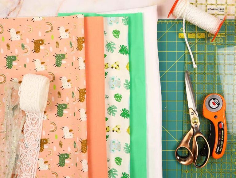DIY Fabric Garland Easy NoSew DIY ⋆ Hello Sewing