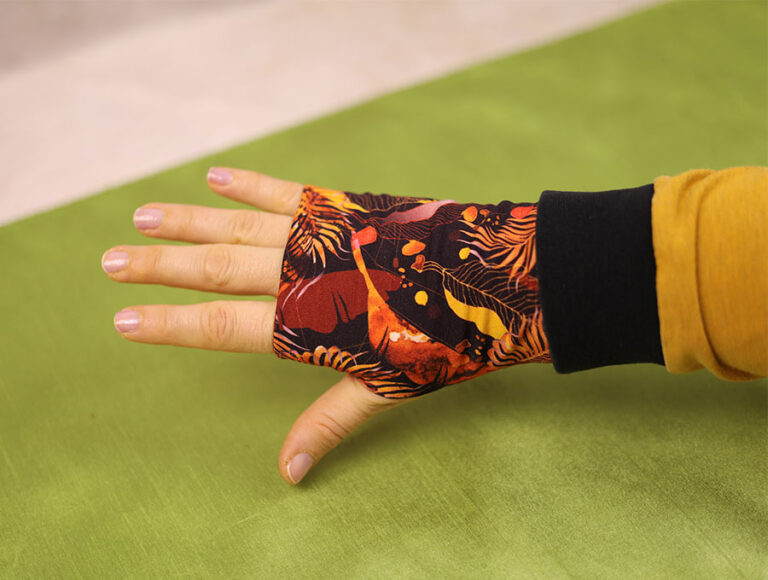 DIY Fingerless Gloves in 10 Minutes