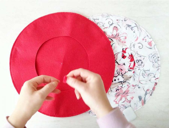 How To Make A Beret (FREE French Beret Hat Pattern + VIDEO) ⋆ Hello Sewing