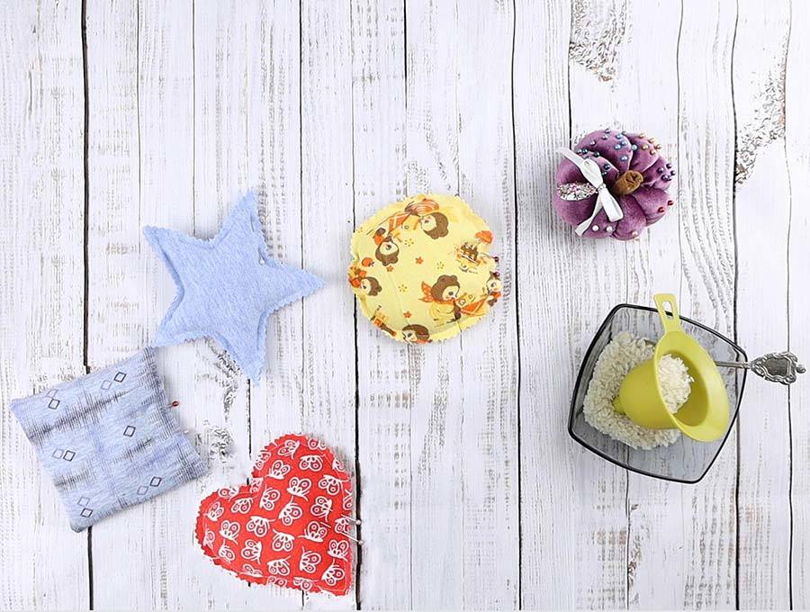 4 DIY Hand Warmers - How To Make + Free Pattern ⋆ Hello Sewing