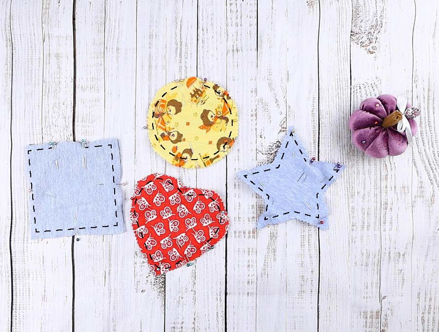 4 DIY Hand Warmers - How To Make + Free Pattern ⋆ Hello Sewing