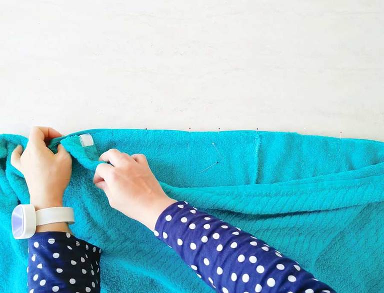 How To Make A Hooded Towel Tutorial For ALL Ages ⋆ Hello Sewing