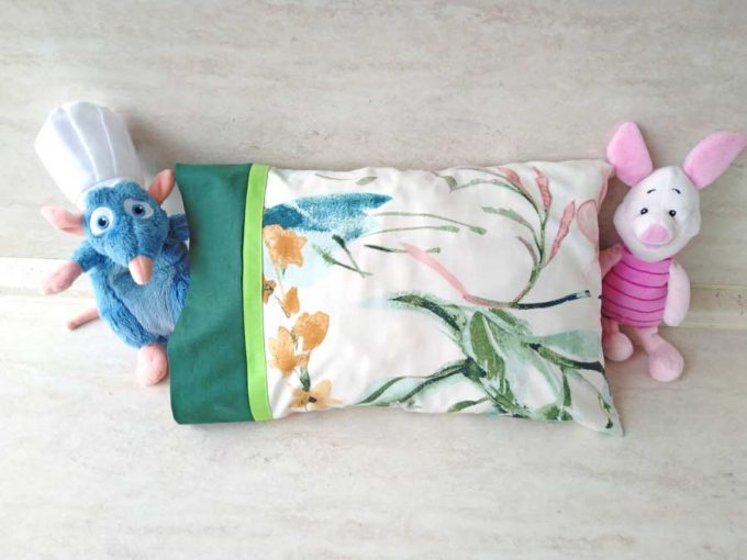 How To Make A Pillowcase FREE Pillowcase Pattern Burrito Style ⋆