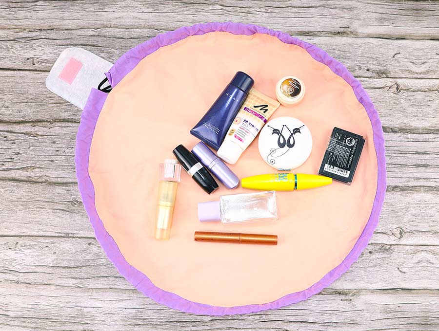 DIY Round Drawstring Makeup Bag (VIDEO) ⋆ Hello Sewing