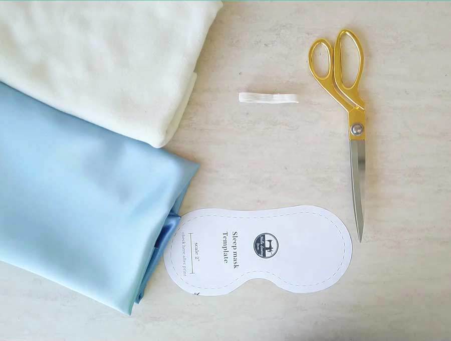 DIY Sleep Mask For Stylish Sleep - Tutorial And Free Pattern ⋆ Hello Sewing