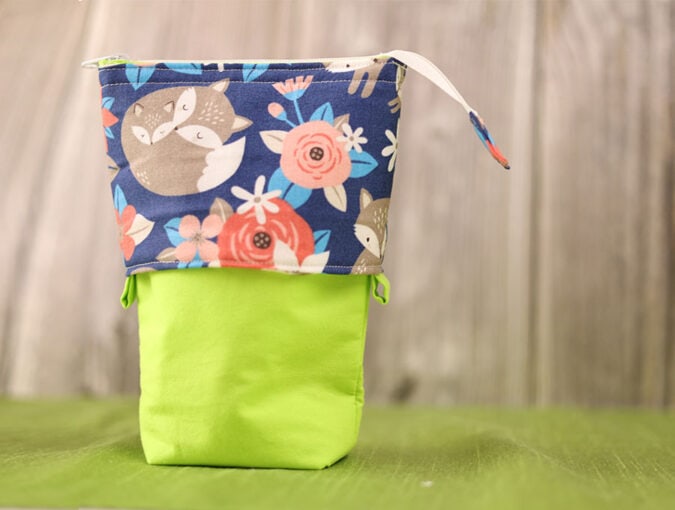 DIY Sliding Pencil Case With Free Pattern [Stand Up Pen Pouch VIDEO] ⋆