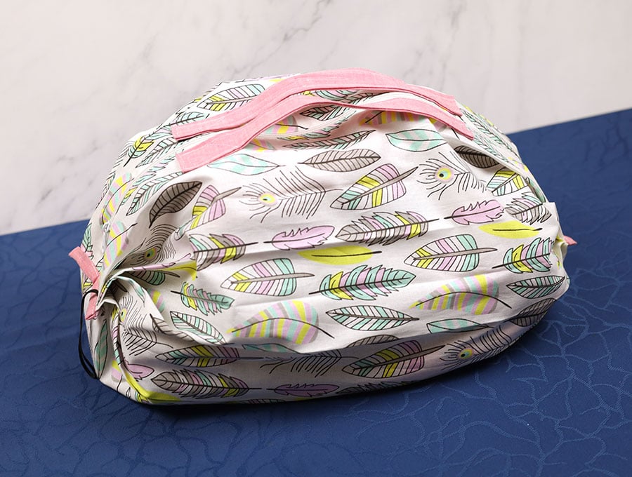 DIY Travel Bag Or Compact Folding Shopping That Fits In Your Purse 