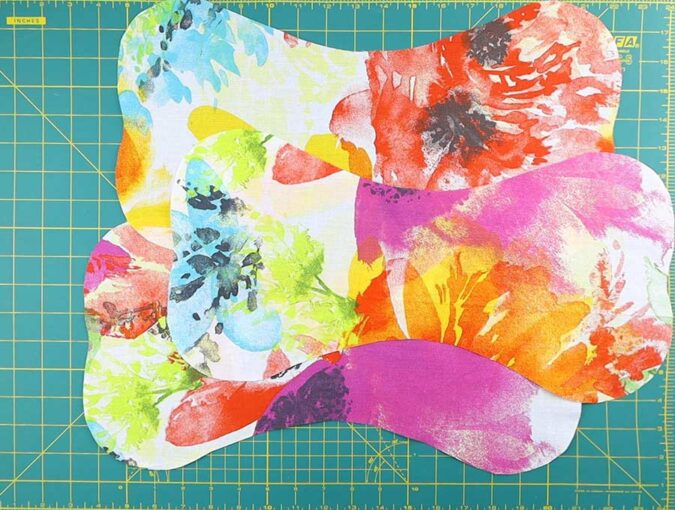 DIY Dog Bone Pillow Pattern Headrest Pillow Tutorial (VIDEO) ⋆ Hello Sewing