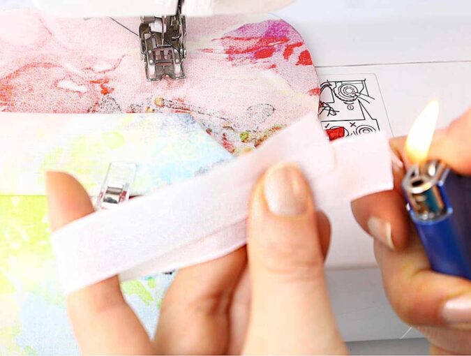 DIY Dog Bone Pillow Pattern Headrest Pillow Tutorial (VIDEO) ⋆ Hello Sewing