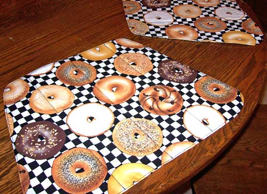 easy placemats for a round table