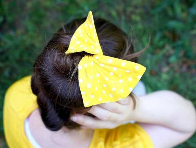 DIY Fabric Hair Bun Maker And Holder Tutorial And Free Pattern ⋆