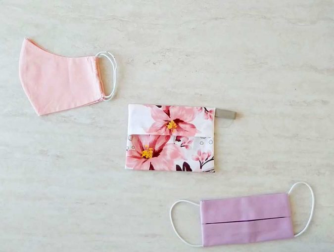 DIY Face Mask Carrying Pouch (FREE Pattern + VIDEO) ⋆ Hello Sewing
