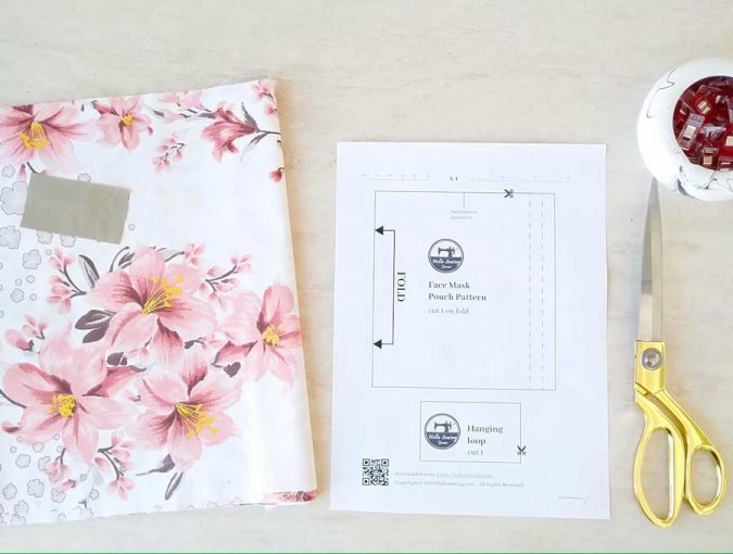 diy-face-mask-carrying-pouch-free-pattern-video-hello-sewing