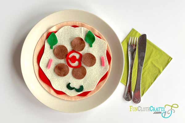 Felt Pizza Flannel Board