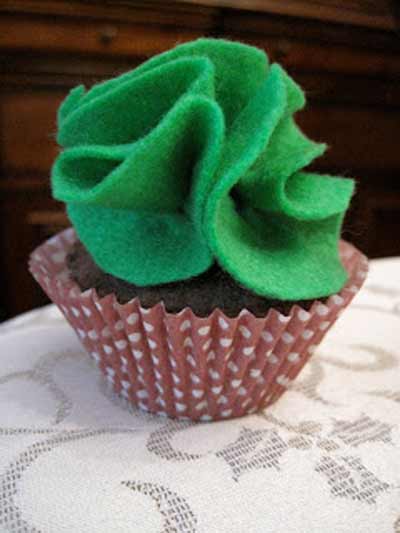 Felt Cupcake and Frosting