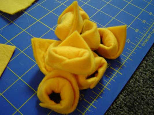 No-Sew Felt Tortellini Pasta