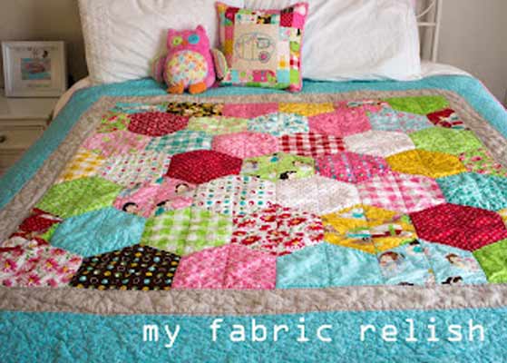 Vintage hexagon quilt: GLAMPING HALF-HEXIE QUILT TUTORIAL