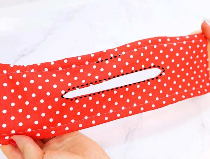 DIY Fabric Hair Bun Maker And Holder Tutorial And Free Pattern ⋆