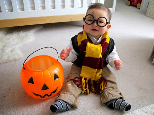 easy last minute idea for a baby - harry potter costume