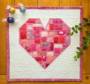 21+ Free Heart Quilt Patterns And Heart Quilt Blocks ⋆ Hello Sewing