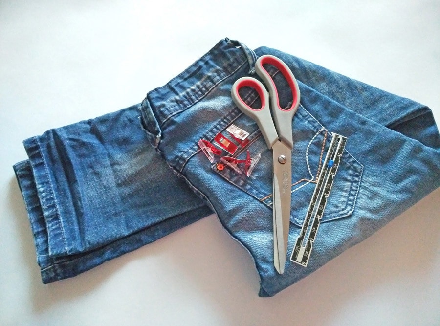 supplies needed to shorten the jeans