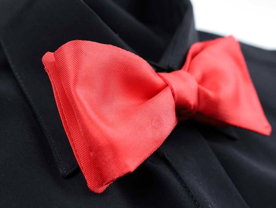 Straight Edge Bow Tie