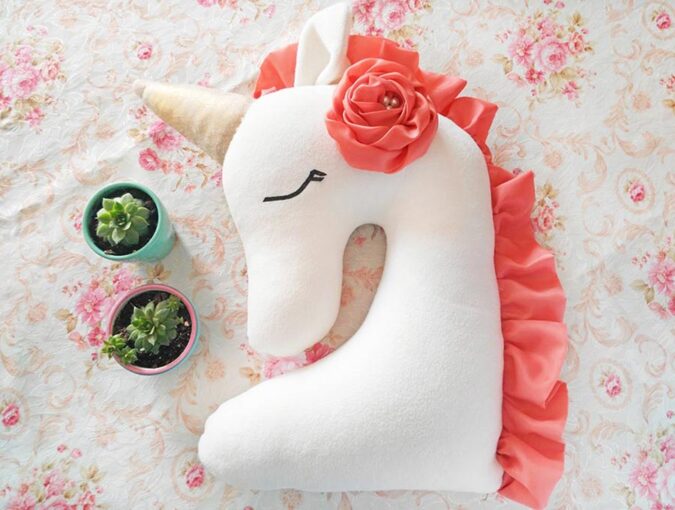 How To Make A Unicorn | Free Unicorn Pattern & Tutorial ⋆ Hello Sewing