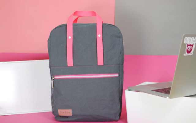 Oilskin laptop backpack pattern