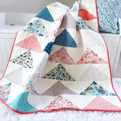 Minimal Triangles Quilt Pattern