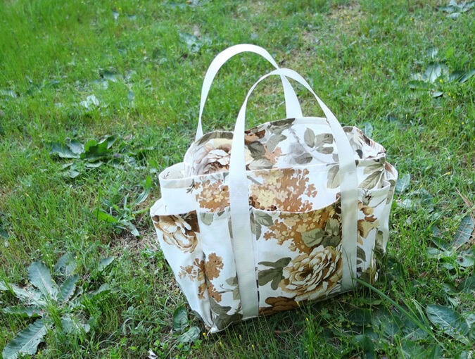 Multi-pocket Canvas Tote Bag ⋆ Hello Sewing